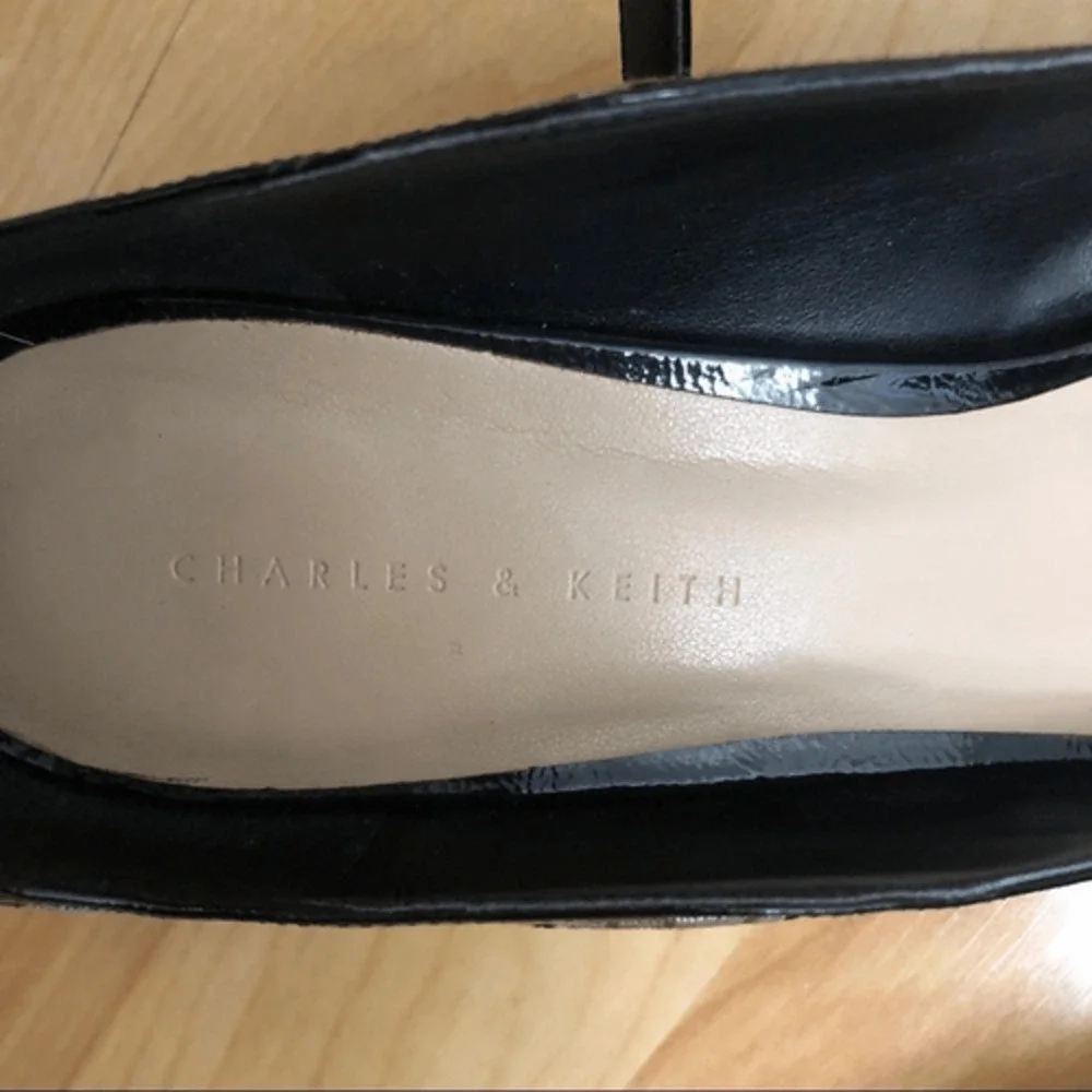Charles & Keith Black Patent Leather Floral, 10.5